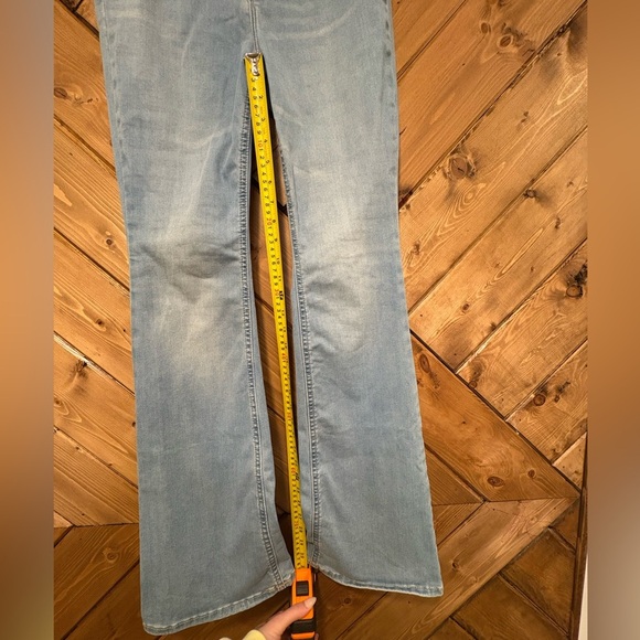 Old Navy Light Blue Extra High Rise Flare Women's Jeans Fits You 2-6 - Picture 7 of 7
